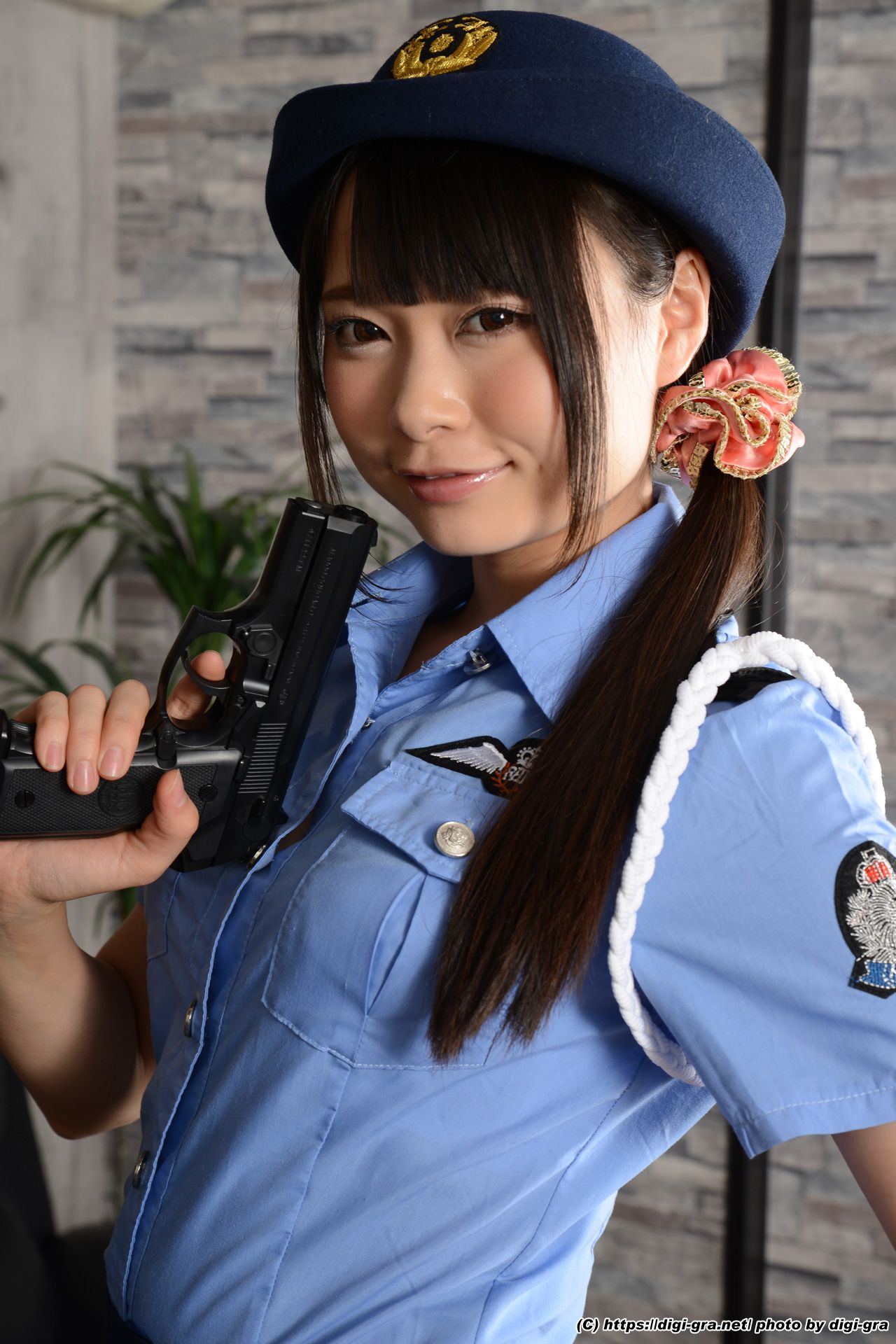 Arina Sakita Trang 1 No.eae70b