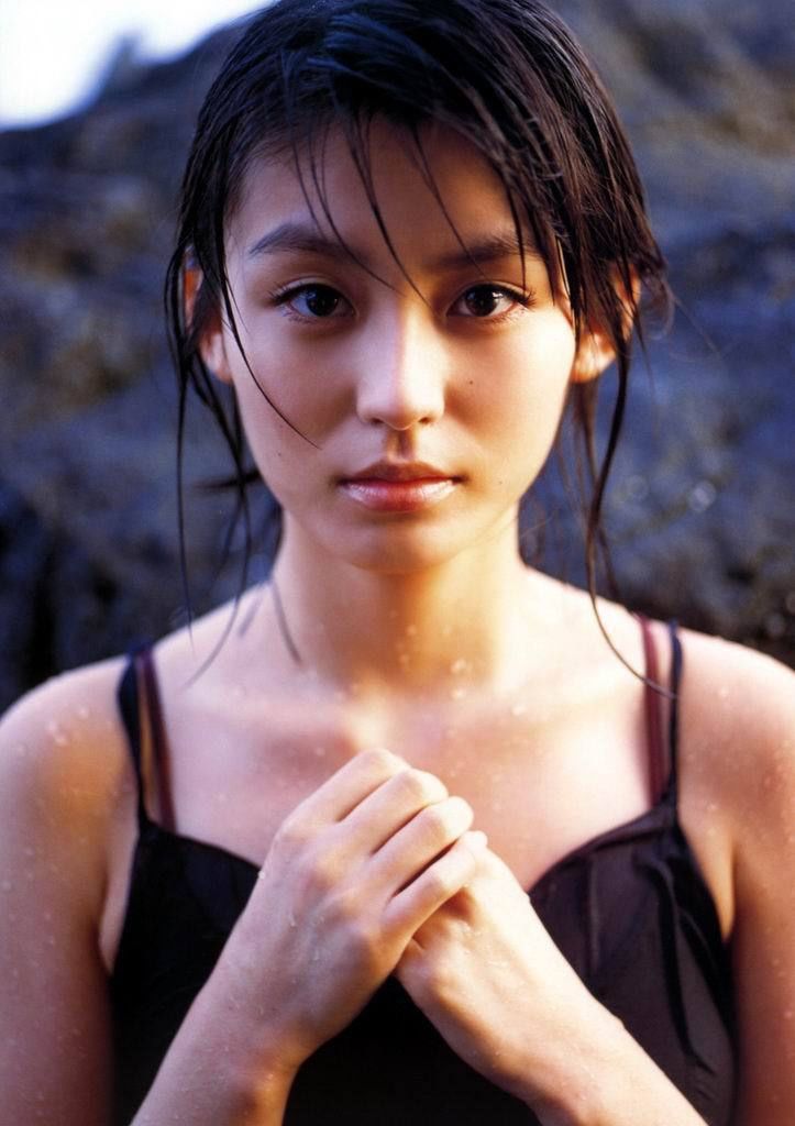 Yuika Motokariya Page 28 No.86751c