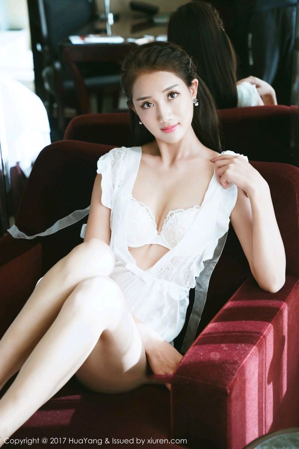 晴儿Anne《五官精致颜值清新秀丽》 [花漾Show] Vol.009