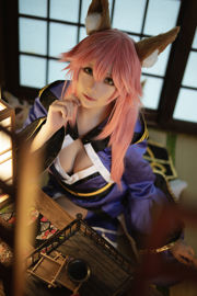 [COS Welfare] Senhorita Coser, Xing Zhichi - Mestre 様 "O cão leal na frente de Tamamo está pronto para ir"