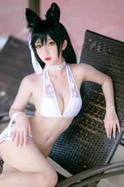 Có phải Gui Huyao trong w "Nữ diễn viên áo tắm bên ngoài quay phim" [COSPLAY phúc lợi]